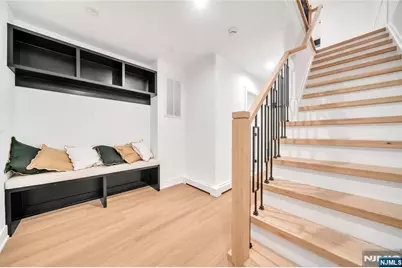 1047 Anderson Avenue A #A, Fort Lee, NJ 07024 - Photo 31