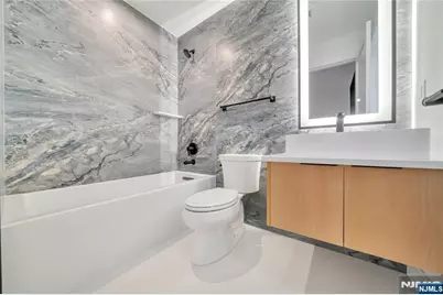 1047 Anderson Avenue A #A, Fort Lee, NJ 07024 - Photo 27