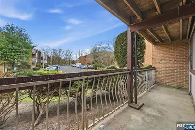 307 Edison Glen Terrace 307 #307, Edison, NJ 08837 - Photo 9