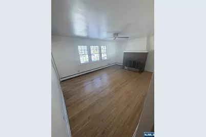 628 2nd Avenue 1st Floor #1st floor, Lyndhurst Township, NJ 07071 - Photo 5