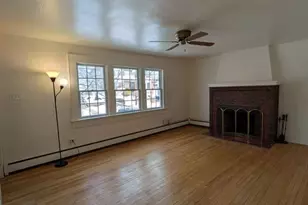 628 2nd Ave 1st Floor, Lyndhurst Township, NJ 07071 - Photo 3