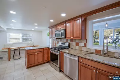 287 Skyline Lake Drive, Ringwood, NJ 07456 - Photo 15