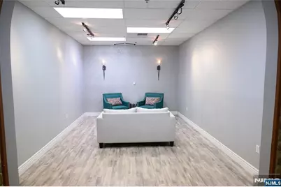 504 Hamburg Turnpike 102B #102B, Wayne, NJ 07470 - Photo 7