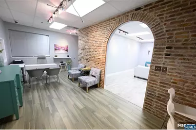 504 Hamburg Turnpike 102B #102B, Wayne, NJ 07470 - Photo 5