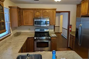 4 Lee Ct, Waldwick, NJ 07463 - Photo 13