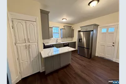 101 Brook Avenue, Englewood, NJ 07631 - Photo 17