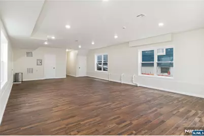 155 Linden Avenue, Irvington, NJ 07111 - Photo 33