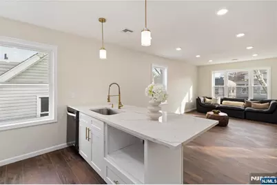 155 Linden Avenue, Irvington, NJ 07111 - Photo 11