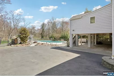 777 Saddle River Road, Ho Ho Kus, NJ 07423 - Photo 33