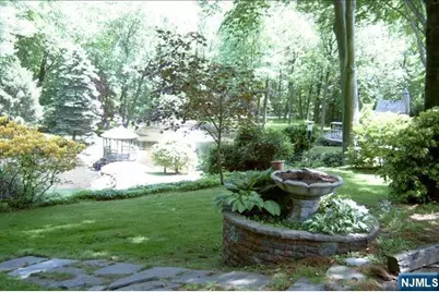 711 W Saddle River Road, Ho Ho Kus, NJ 07423 - Photo 5