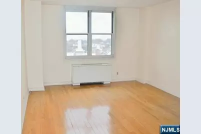 2200 N Central Avenue 10C #10C, Fort Lee, NJ 07024 - Photo 7