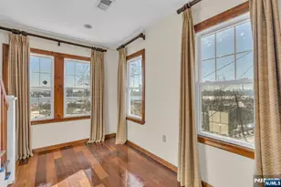 9 Old Wood Rd, Edgewater, NJ 07020 - Photo 17