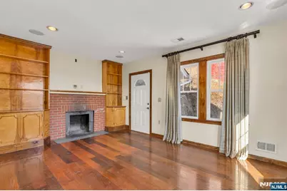 9 Old Wood Road, Edgewater, NJ 07020 - Photo 7