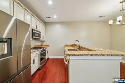 7400 River Road 437 #437, North Bergen, NJ 07047 - Photo 9