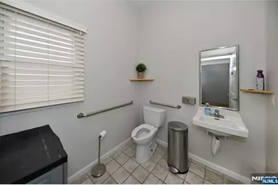 253 Madison Avenue, Wyckoff Township, NJ 07481 - Photo 11