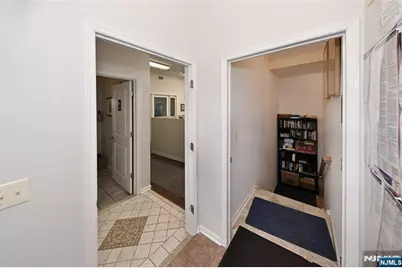 253 Madison Avenue, Wyckoff Township, NJ 07481 - Photo 13