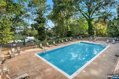 1375 River Lg #LG, Edgewater, NJ 07020 - Photo 17