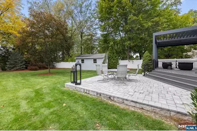 827 Alden Road, Paramus, NJ 07652 - Photo 31