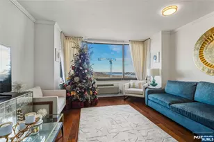 100 Old Palisade Road 3013, Fort Lee, NJ 07024 - Photo 5