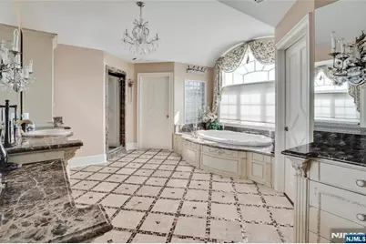 11 Rickland Drive, Caldwell, NJ 07006 - Photo 33