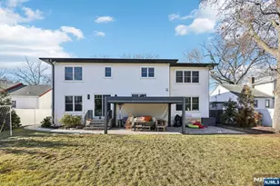 298 Buttonwood Dr, Paramus, NJ 07652 - Photo 49