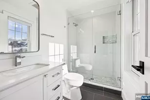 298 Buttonwood Dr, Paramus, NJ 07652 - Photo 27