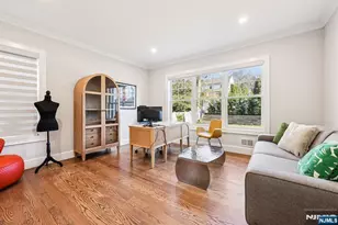 298 Buttonwood Dr, Paramus, NJ 07652 - Photo 23