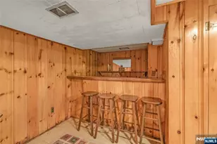 90 Arnot Pl, Paramus, NJ 07652 - Photo 15