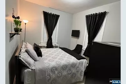 42 Harding Terrace 1 #1, Newark, NJ 07112 - Photo 5