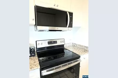 100 Old Palisade Road 3314 #3314, Fort Lee, NJ 07024 - Photo 9