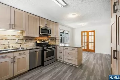 122 Spring Street, Leonia, NJ 07605 - Photo 9