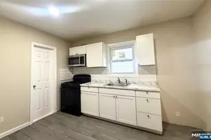 58 Florida St, Elizabeth, NJ 07206 - Photo 3