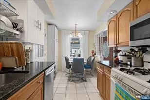 11-05 4th St, Fair Lawn, NJ 07410 - Photo 19