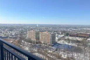 1275 15th Street 19C, Fort Lee, NJ 07024 - Photo 1