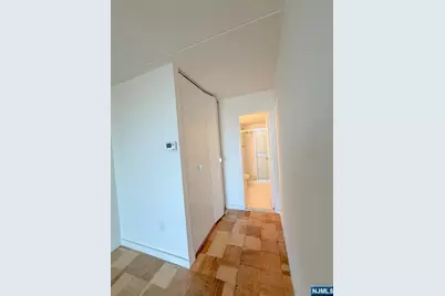 1275 15th Street 19C #19C, Fort Lee, NJ 07024 - Photo 3