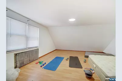 475 Dewey Avenue, Saddle Brook Township, NJ 07663 - Photo 13