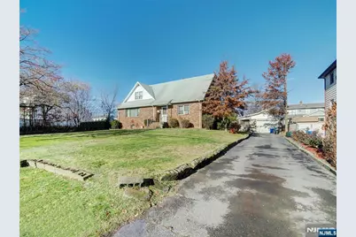 475 Dewey Avenue, Saddle Brook Township, NJ 07663 - Photo 3