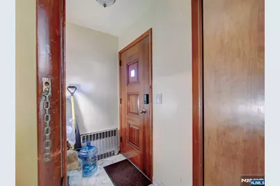 475 Dewey Avenue, Saddle Brook Township, NJ 07663 - Photo 15