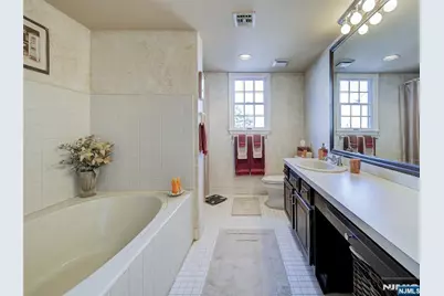 101 Quartz Lane, Paterson, NJ 07501 - Photo 21