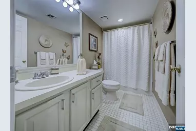 101 Quartz Lane, Paterson, NJ 07501 - Photo 25