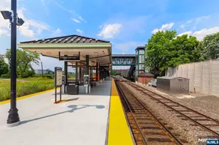 48 Roosevelt Dr, Wood Ridge, NJ 07075 - Photo 45