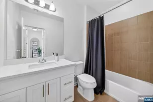 48 Roosevelt Dr, Wood Ridge, NJ 07075 - Photo 39