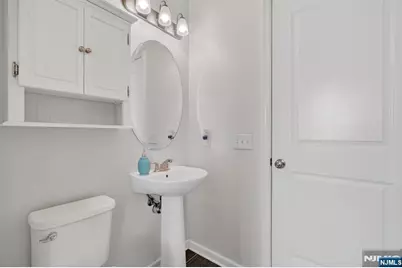 48 Roosevelt Drive, Wood Ridge, NJ 07075 - Photo 7