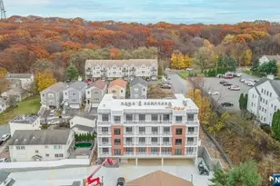 318 Dixon Ave 201, Paterson, NJ 07501 - Photo 3