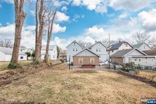 412 Berkeley Ave, Bloomfield, NJ 07003 - Photo 47