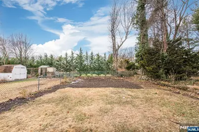 412 Berkeley Avenue, Bloomfield, NJ 07003 - Photo 49