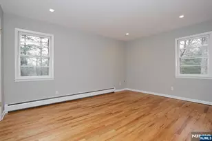 10 Villa Ct, Park Ridge, NJ 07656 - Photo 17