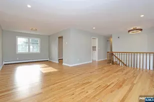 10 Villa Ct, Park Ridge, NJ 07656 - Photo 7