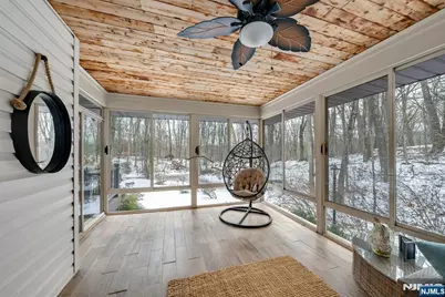 359 Hillview Terrace, Franklin Lakes, NJ 07417 - Photo 17