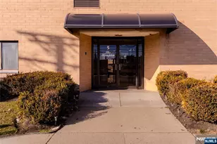 5 Linden Street 2H, Hackensack, NJ 07601 - Photo 1